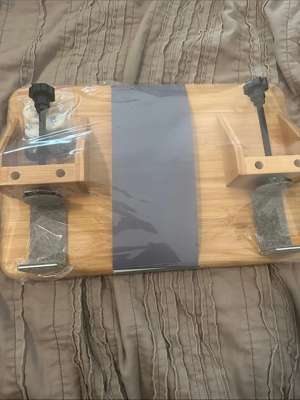 Bedside adjustable shelf